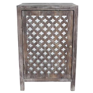 Quatrefoil Distressed Gray Mirror Accent End Table