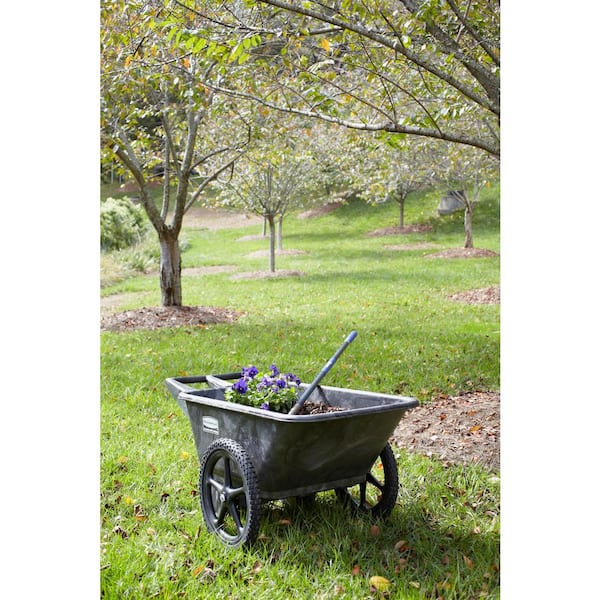 https://images.thdstatic.com/productImages/911d03ce-a922-4e12-abcf-f16655bd7a67/svn/rubbermaid-commercial-products-garden-carts-fg564200bla-4f_600.jpg