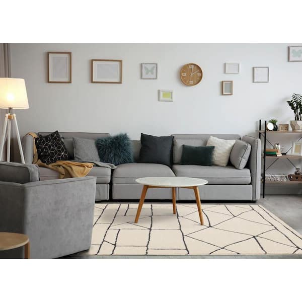 Bauer Collections 5 ft. x 8 ft. Beige Geometric, Trellis Indoor Area Rug