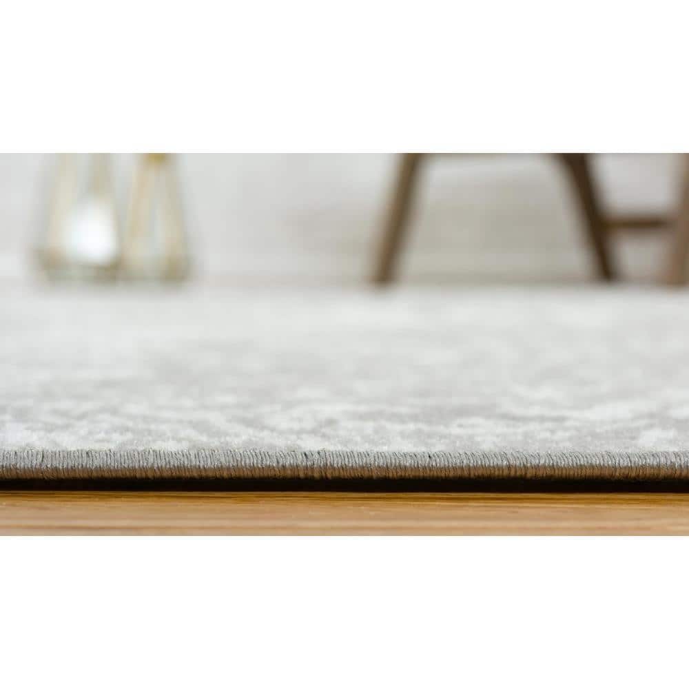 Grand Sofia Gray & Ivory 4'1" x 6'1" Rectangular Easy-Care Rug