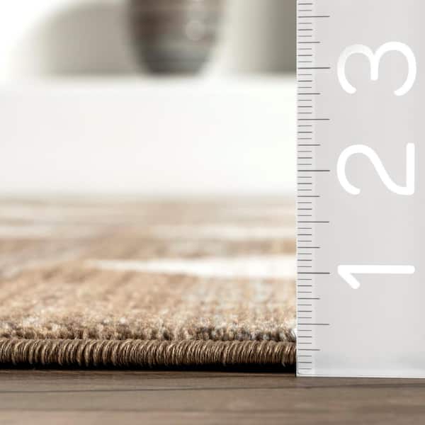 nuLOOM Meline Checkered Fringe Beige 2 ft. 8 in. x 7 ft. 10