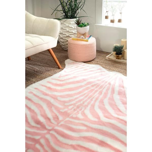 https://images.thdstatic.com/productImages/9147cc45-fc93-4f50-813c-cb0b017515b3/svn/pink-nuloom-area-rugs-glca02b-5067-1d_600.jpg