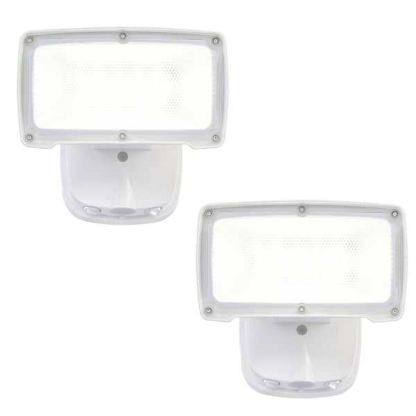 26-Watt 2500 Lumen White Dusk to Dawn Control 1-Head Outdoor LED Security Flood Light (2-Pack)