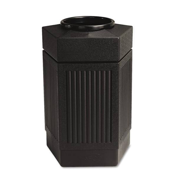 Canmeleon Indoor/Outdoor Pentagon Receptacle, 30 gal, Polyethylene, Black Canmeleon Indoor/Outdoor Pentagon Receptacle, 30 gal, Polyethylene, Black