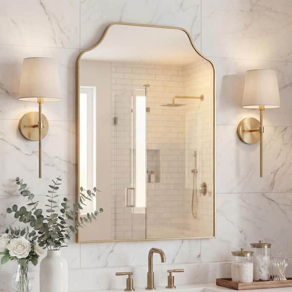 Lindie 24 in. W x 36 in. H Medium Scalloped Top Metal Framed Wall Mounted Mirror, Gold