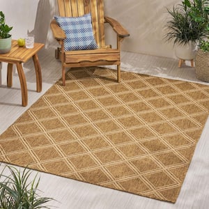 Marilyn Brown 6.3 x 8.4 ft. Geometric Area Rug