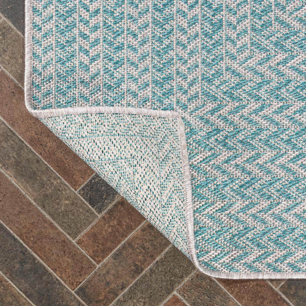 Aqua and Light Gray Chevron Indoor/Outdoor Rug