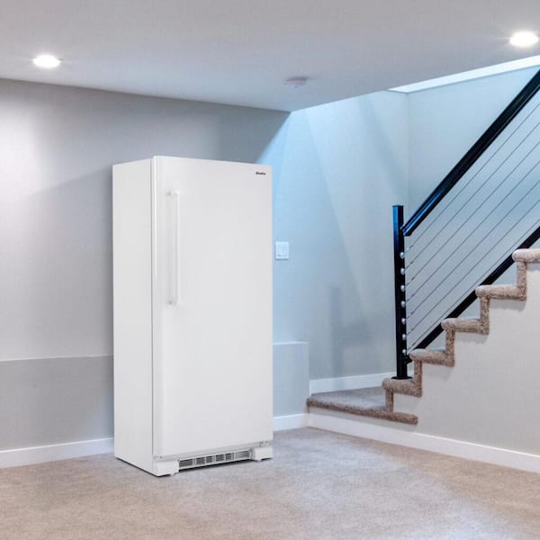 Danby Designer 30 in. 16.7 cu. ft. Frost-Free Defrost Upright