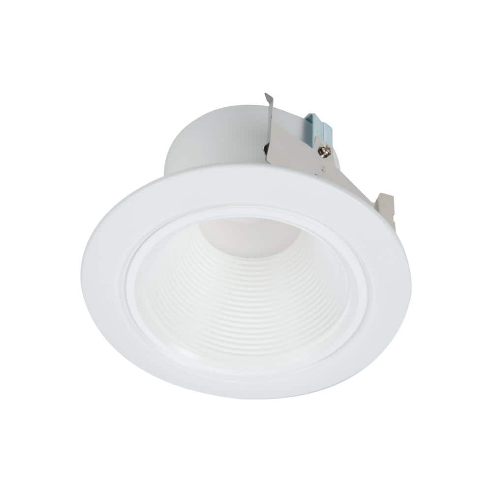 HALO 4 in. 3000K White Integrated LED Recessed Ceiling Light Retrofit Trim  Deep Baffle for Low Glare Title 20 Compliant RLD4069301EWHR-CA - The Home  Depot