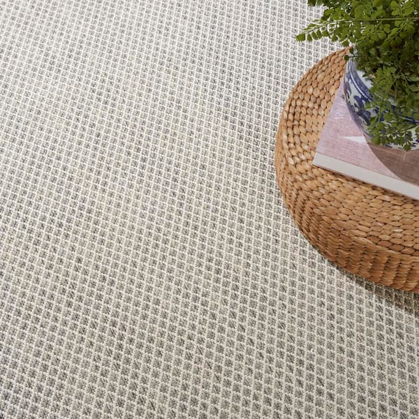 Nourison Courtyard Ivory Silver 9 ft. x 12 ft. Geometric