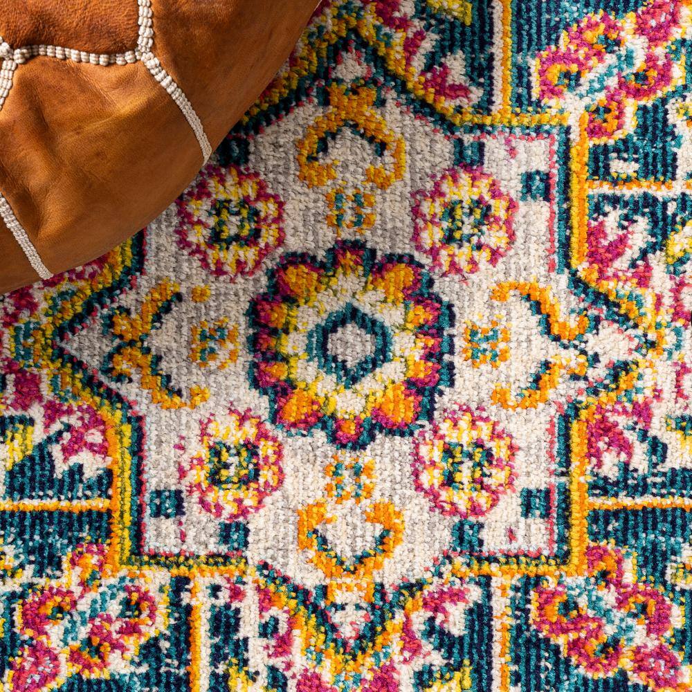 Bohemian Blue and Beige Medallion 5x8 Synthetic Area Rug