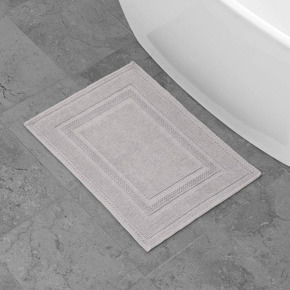 Light Gray Cotton Stonewash Racetrack Bath Rug 17" x 24"