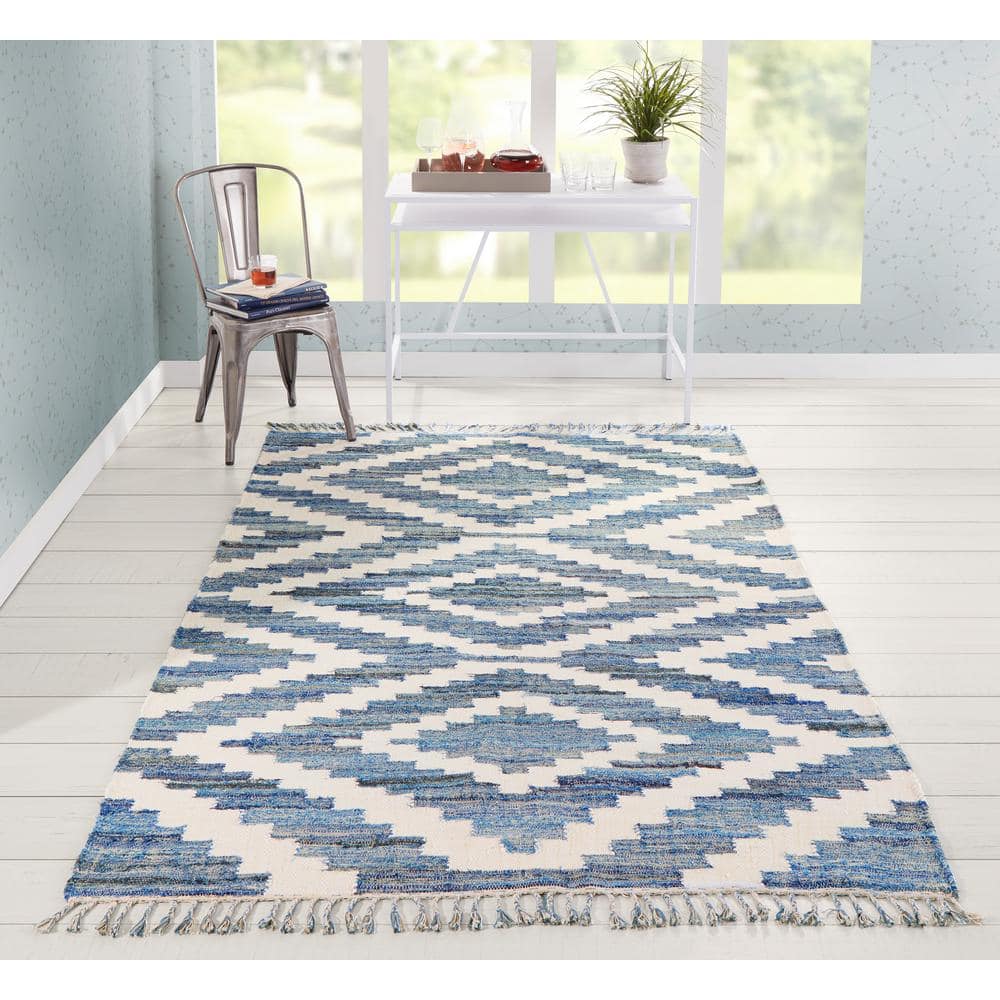 Handwoven Geometric Blue Cotton Area Rug 2' x 3'
