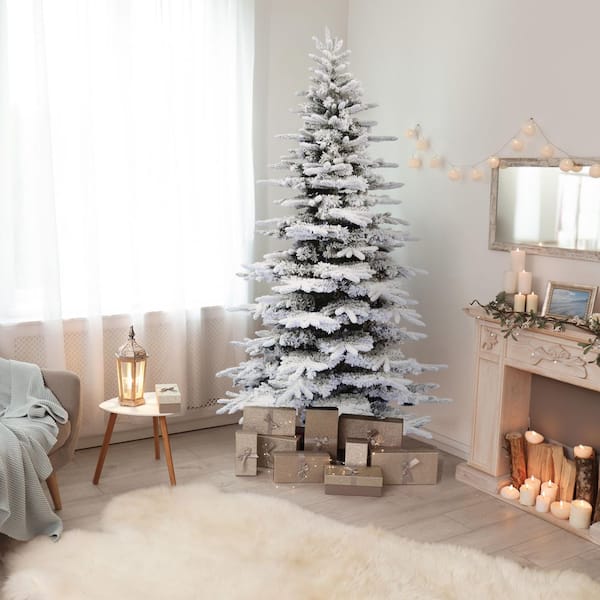 Fraser Hill Farm 9 ft. Pre-Lit Flocked Pine Valley Artificial Christmas Tree with Clear Smart String Lighting