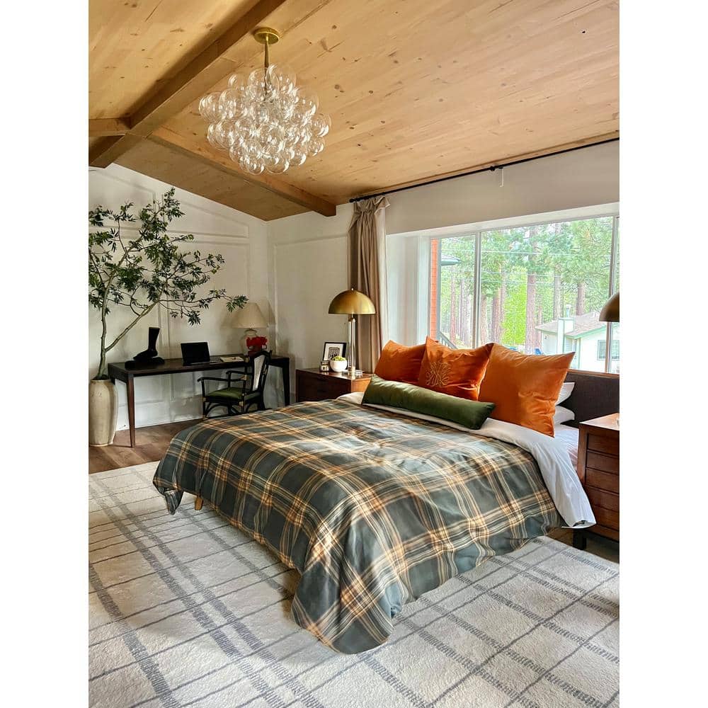 Sandstone Tan Pine Peel & Stick Wall Planks