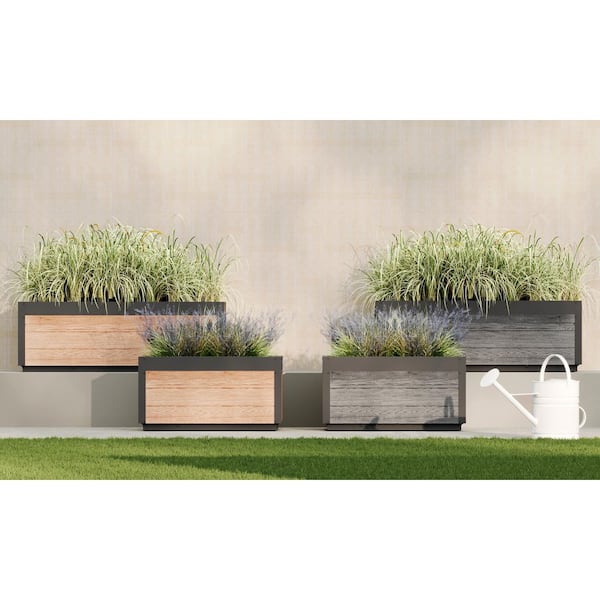 Delta Modern Planter Light Brown / 45"