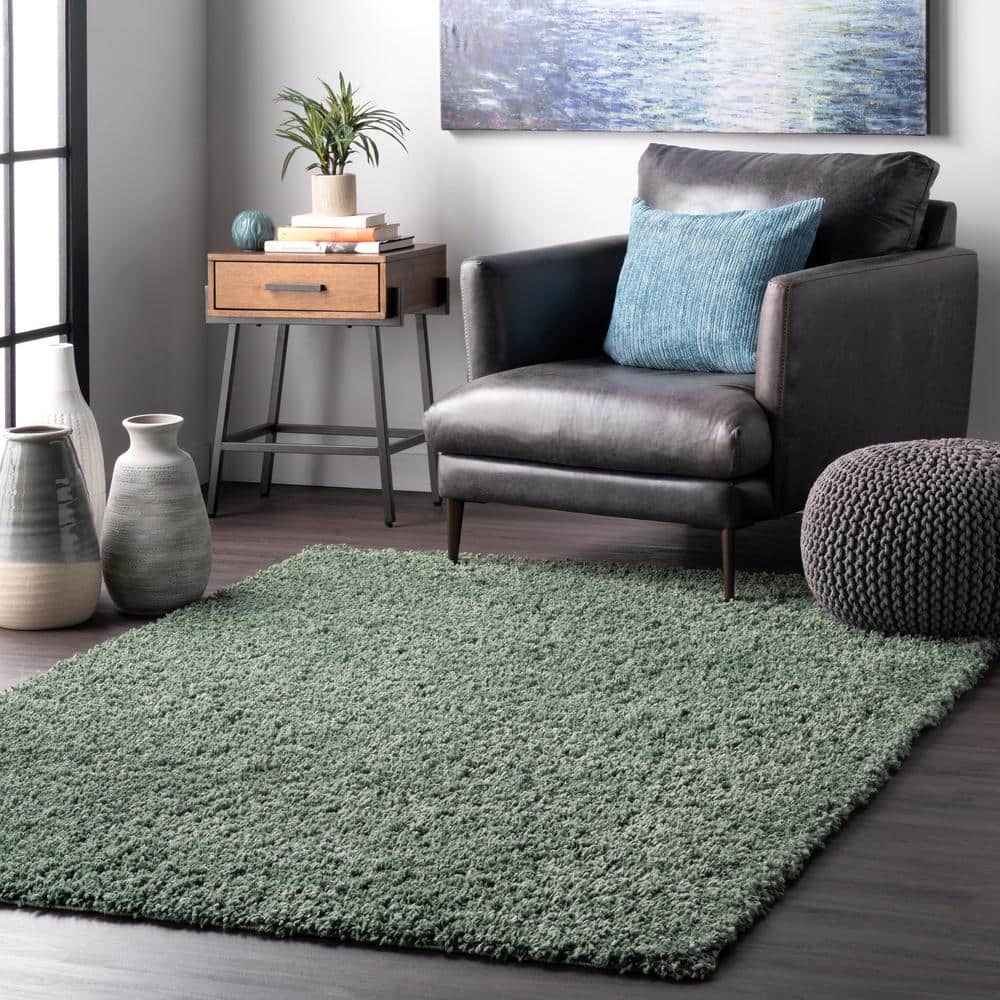Kara Green Solid Shag 2' x 3' Synthetic Area Rug