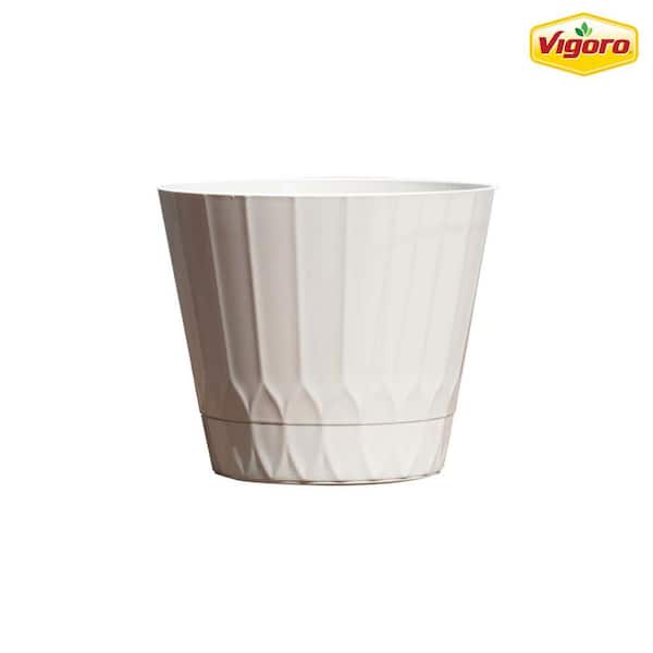 Vigoro 4.8 in. Concord Small White Recycled Plastic Planter (4.8 in. D x 4 in. H) with Attached Saucer