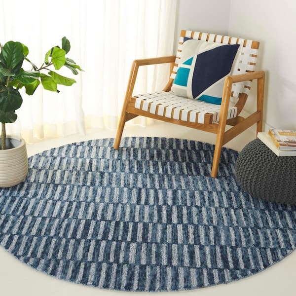 Ebony 6 ft. x 6 ft. Navy/Light Blue High-Low Striped Round Area Rug