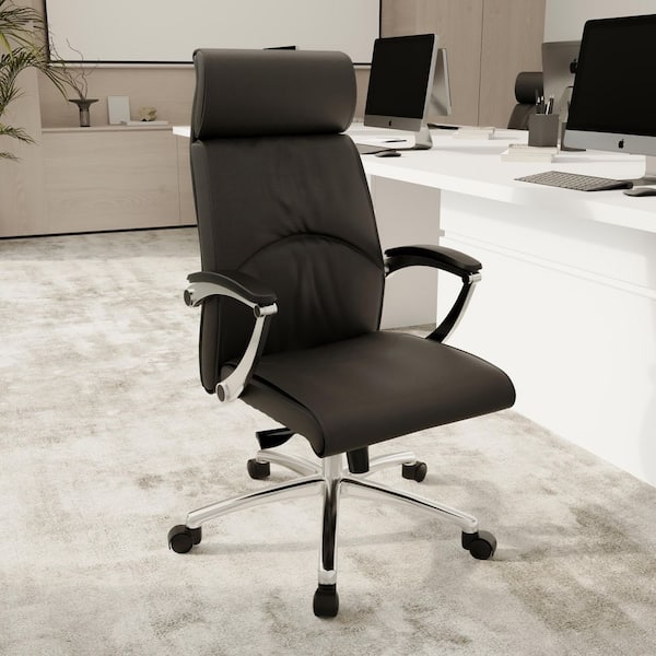 Leisuremod Vantage Leather High-Back Office Chair in Polished Aluminum Adjustable Height, Swivel and Tilt Conference Chair in Black