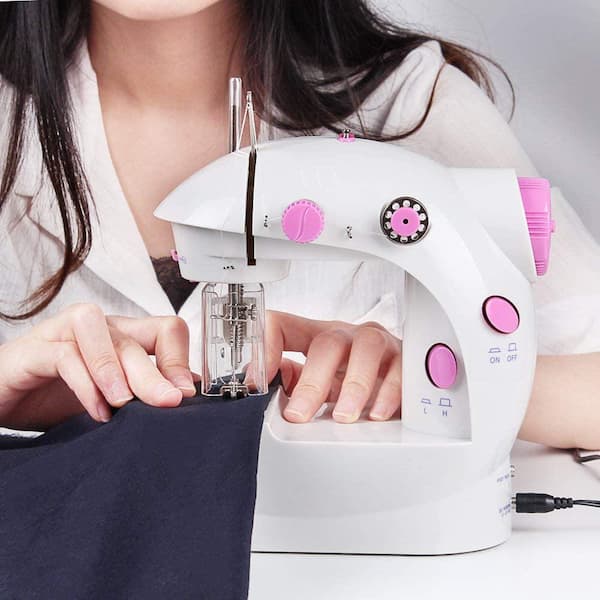 7 Piece Sewing Machine Cleaning Kit Include Tweezers Double Ended Fluff  Brush Needle Board Screwdriver and 4 S… in 2023