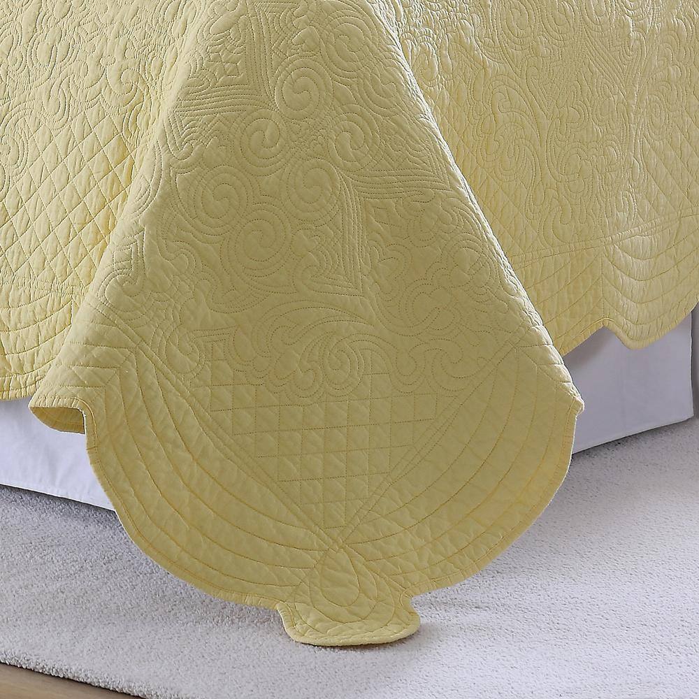 Yellow Twin Cotton Scalloped Quilt Set with Shams