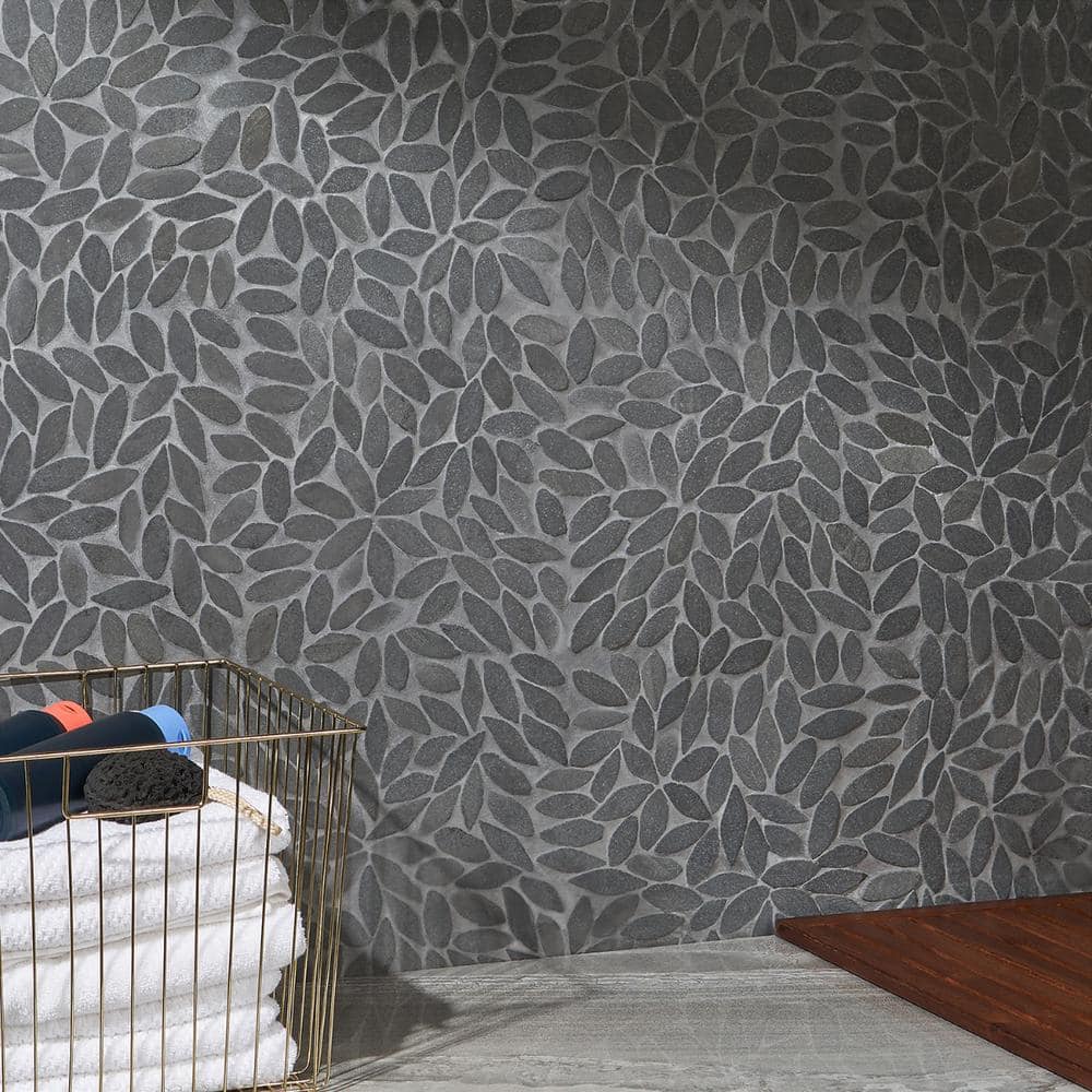 Gray Slate Pebble Mosaic Tile for Floors and Walls