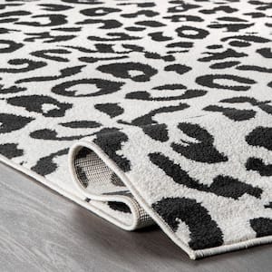 Sebastian Leopard Print Dark Gray 6 ft. x 9 ft. Area Rug
