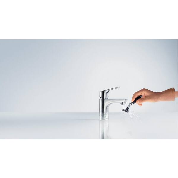 hansgrohe Focus  Modern 1-Handle  7-inch Tall Bathroom Sink Faucet in Brushed Nickel 04371820 
