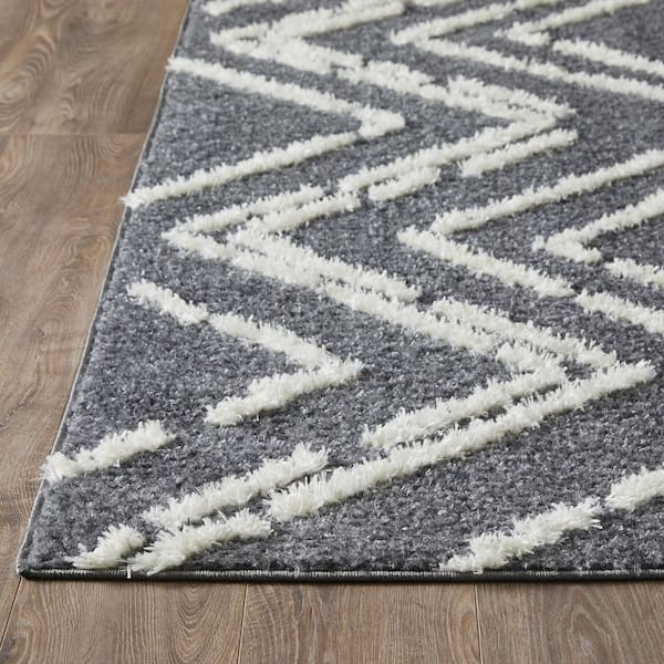 Vemoa Armeley Blue 2 ft. x 6 ft. 7 in. Geometric Polyester Runner Rug