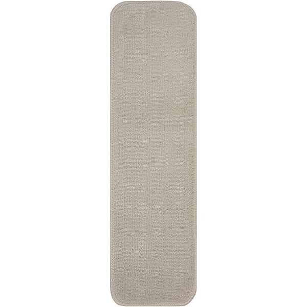 RugStylesOnline Trendy Smoke White 8-1/2 in. x 30 in. Indoor Carpet Stair Treads Slip Resistant Backing (Set of 7)