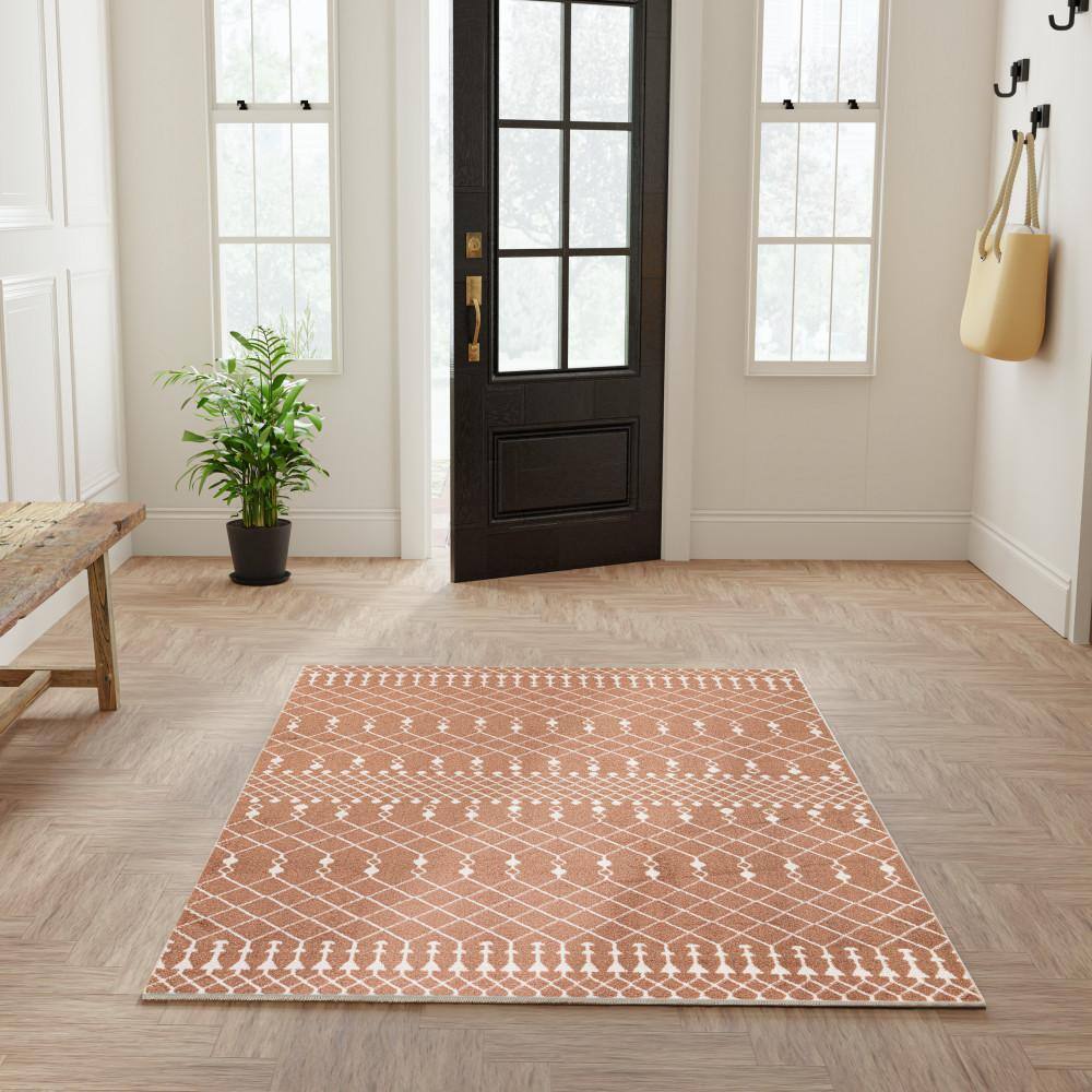 Copper and Ivory Trellis 4' x 6' Washable Synthetic Area Rug