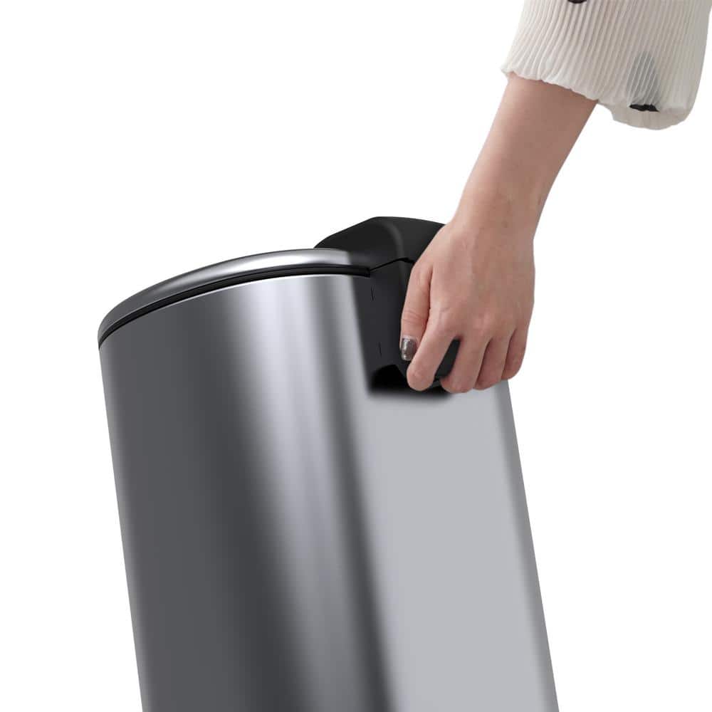 Black Stainless Steel 1.85 Gallon Step-On Trash Can