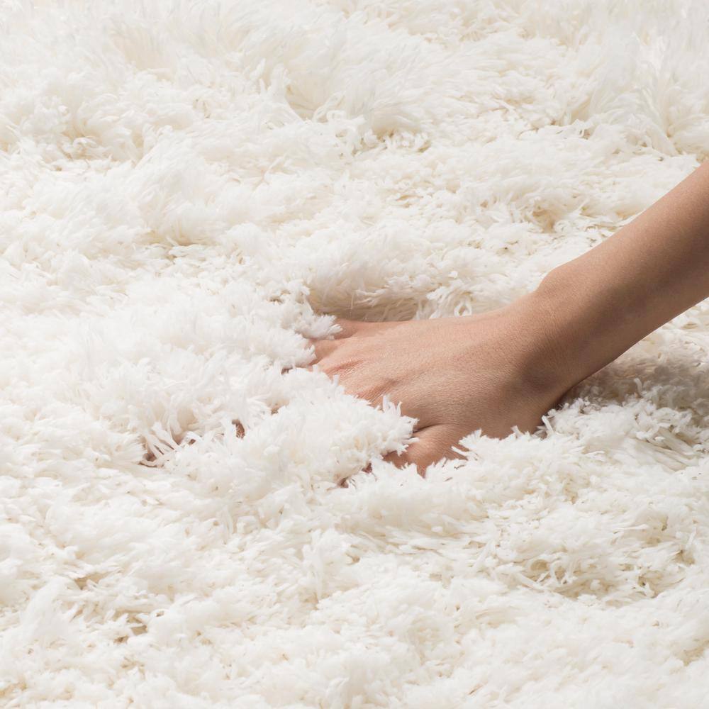 Ivory Square Hand-Knotted Shag Area Rug
