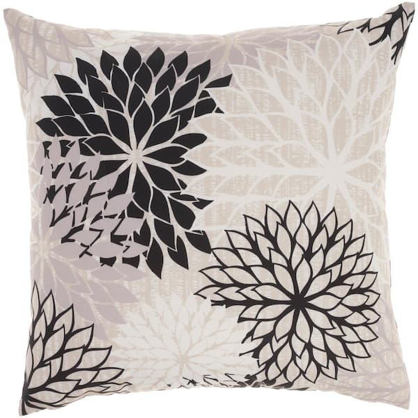 Mina Victory Aloha Black White 20 in. x 20 in. Floral Indoor/Outdoor Throw Pillow