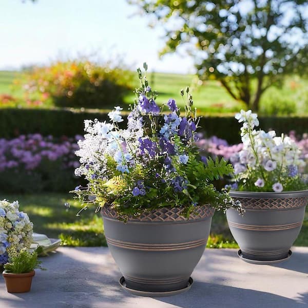 MOEPISY 4 Pack 16 Inch Plastic Flower Pot with Drainage Holes & Saucer  0DQV7YZC8 - The Home Depot