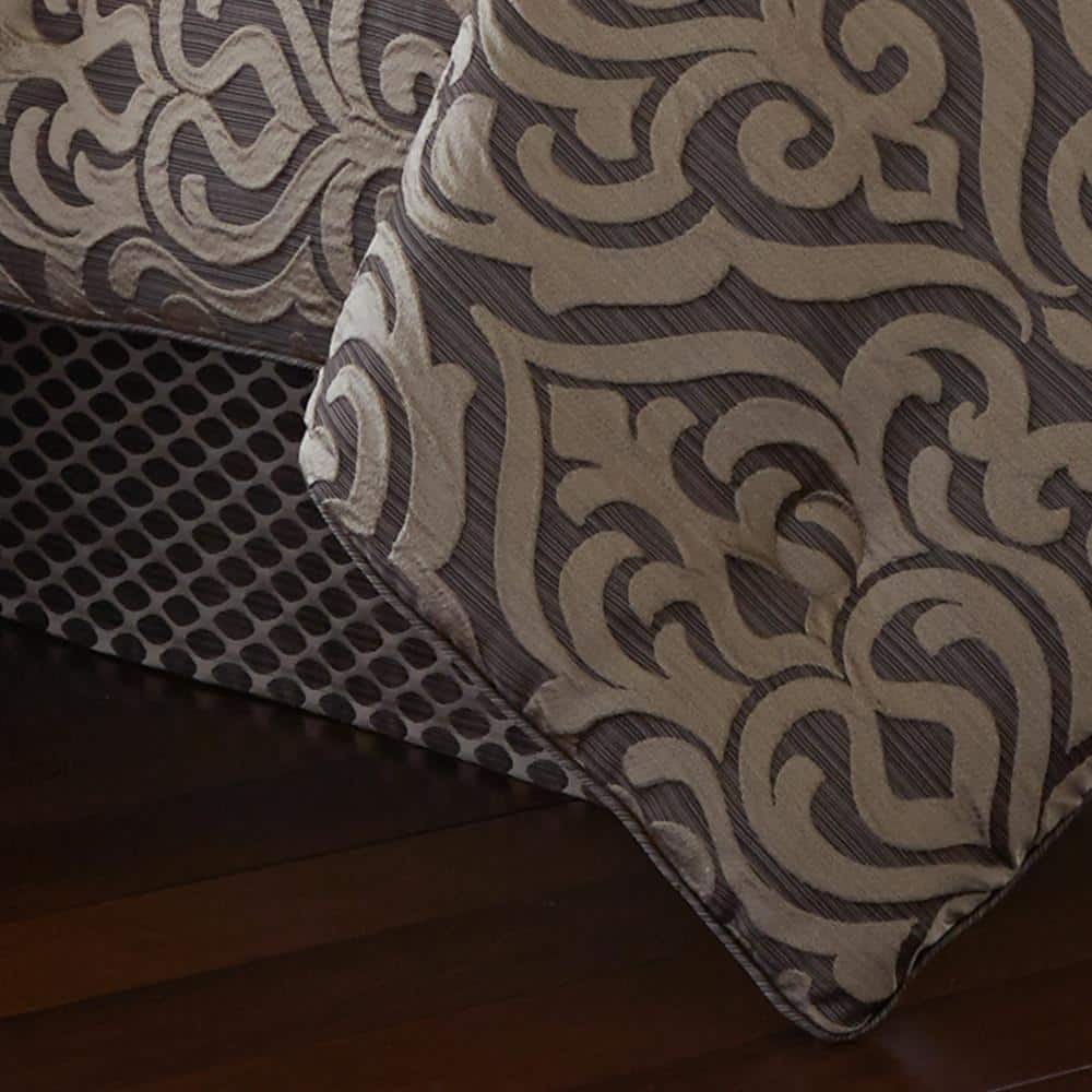 Antonia Mink Queen Comforter Set with Gathered Embellishments