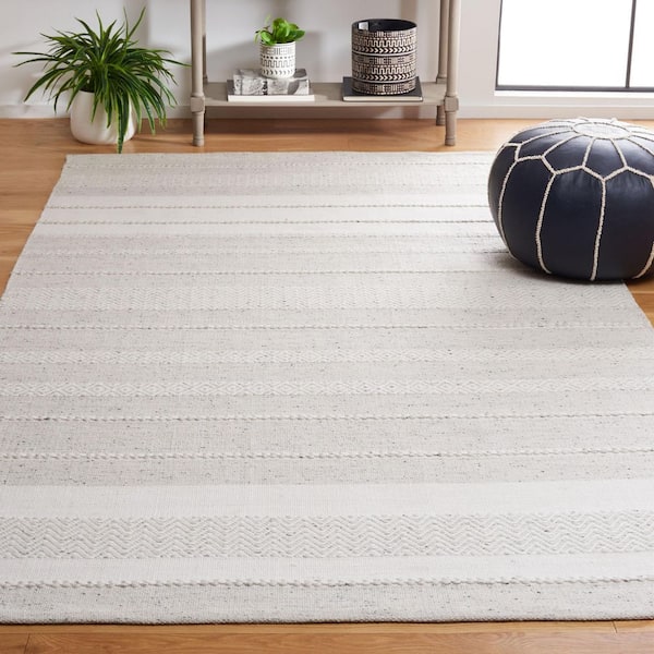 Kilim 6 ft. x 6 ft. Ivory/Gray High-Low Chevron Striped Square Area Rug