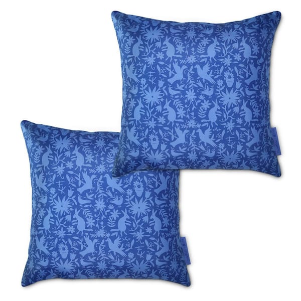 Classic Accessories Frida Kahlo 18 in. Accent Pillows in Animalitos Azules (2-Pack)