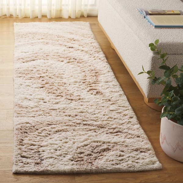 Vermont 2 ft. x 8 ft. Ivory/Beige Marble Swirl Runner Rug
