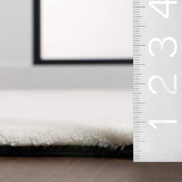 Nazco Abstract New Zealand Wool Charcoal 3 ft. x 5 ft. Indoor/Outdoor Patio Rug