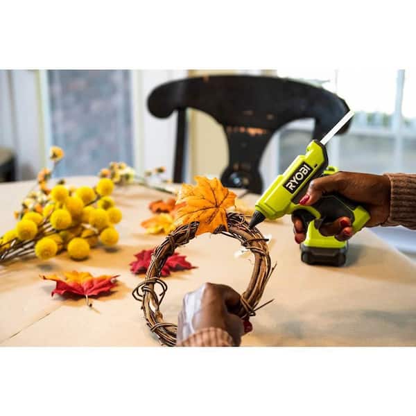 RYOBI - ONE+ 18V Cordless Compact Glue Gun Kit with 1.5 Ah Battery and 18V Charger
