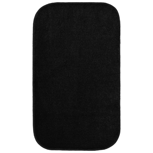 Garland Rug Sedona 21 in. x 34 in. Black Solid Color Plush Polypropylene Rectangle Bath Rug