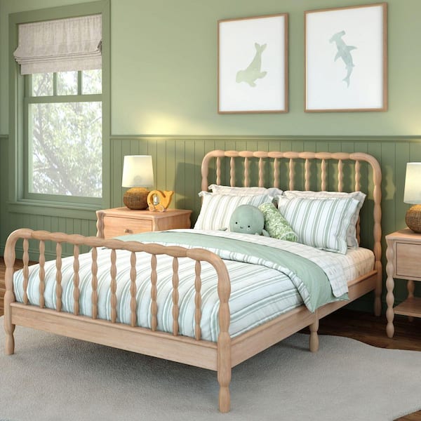 Jenny Blonde Full Platform Bed with Spindle Details
