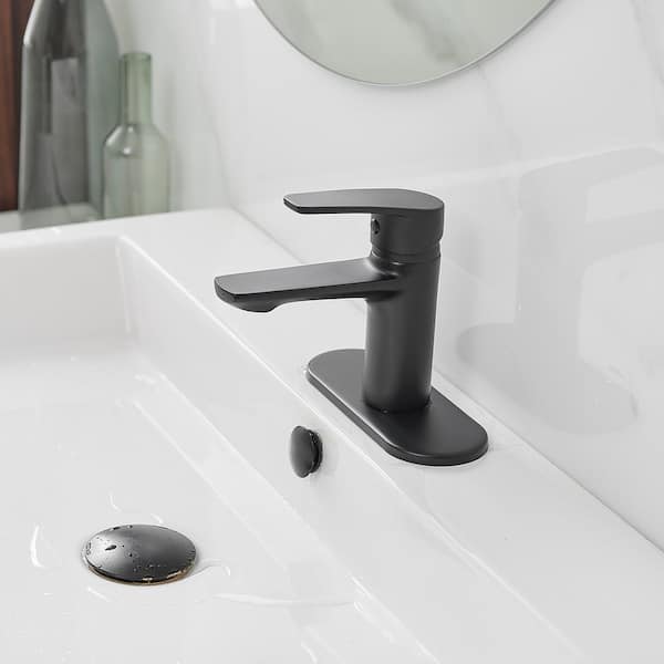 Single Hole Single-Handle Bathroom Faucet in Matte Black