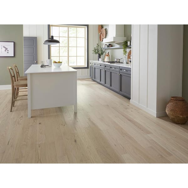 Northern Coast Oceans Edge Oak 3/4 in. T x 5 in. W Smooth Solid Hardwood Flooring (20 sq.ft./case)