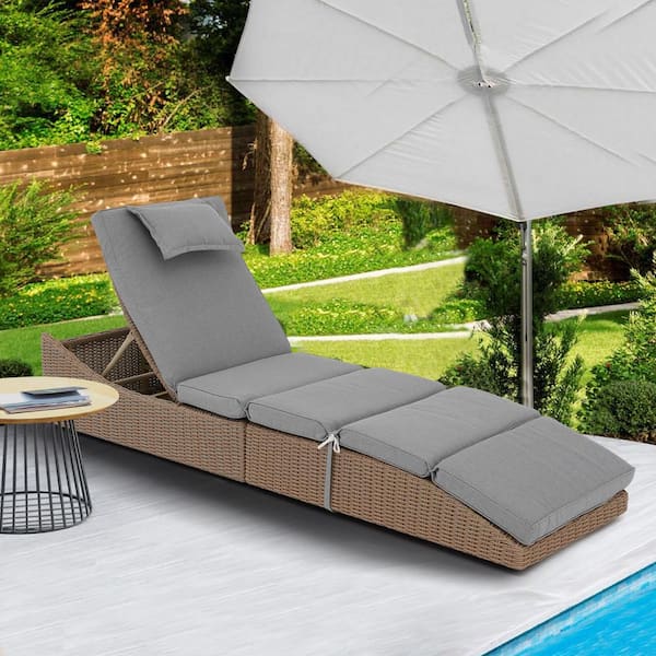 Yangming Natural Wicker Folding Outdoor Chaise Lounge Recliner with Gray Cushions, 5 Adjustable Back Positions (1-Pack)