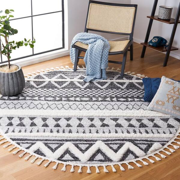 Moroccan Tassel Shag 7 ft. x 7 ft. Gray/Black Zig-Zag Diamond Striped Round Area Rug