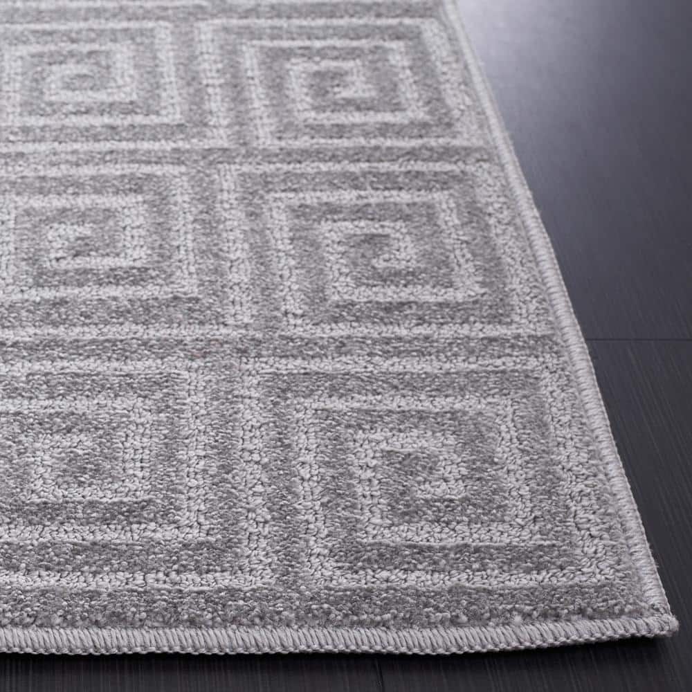 Gray Geometric Synthetic Non-slip Rectangular Area Rug, 9' x 13'
