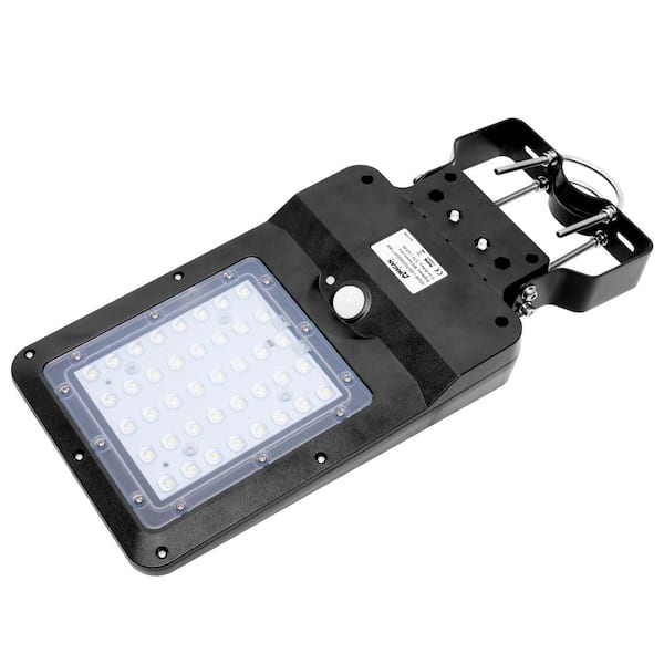 Wagan Tech 800 Lumens Solar Black Powered Motion Activated Outdoor Integrated LED Landscape Flood Light